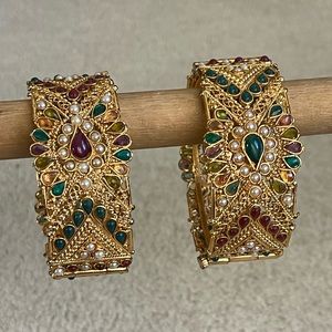 Multicolored Set Bangles